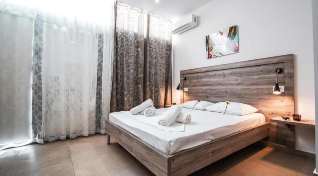 Summer Life Apartments Sarande Bagian luar foto