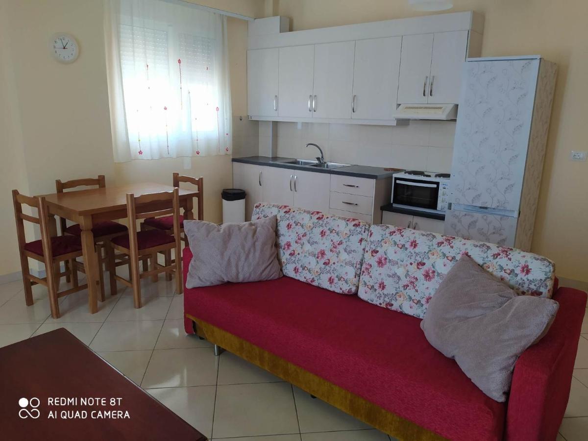 Summer Life Apartments Sarande Bagian luar foto
