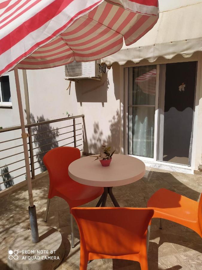 Summer Life Apartments Sarande Bagian luar foto